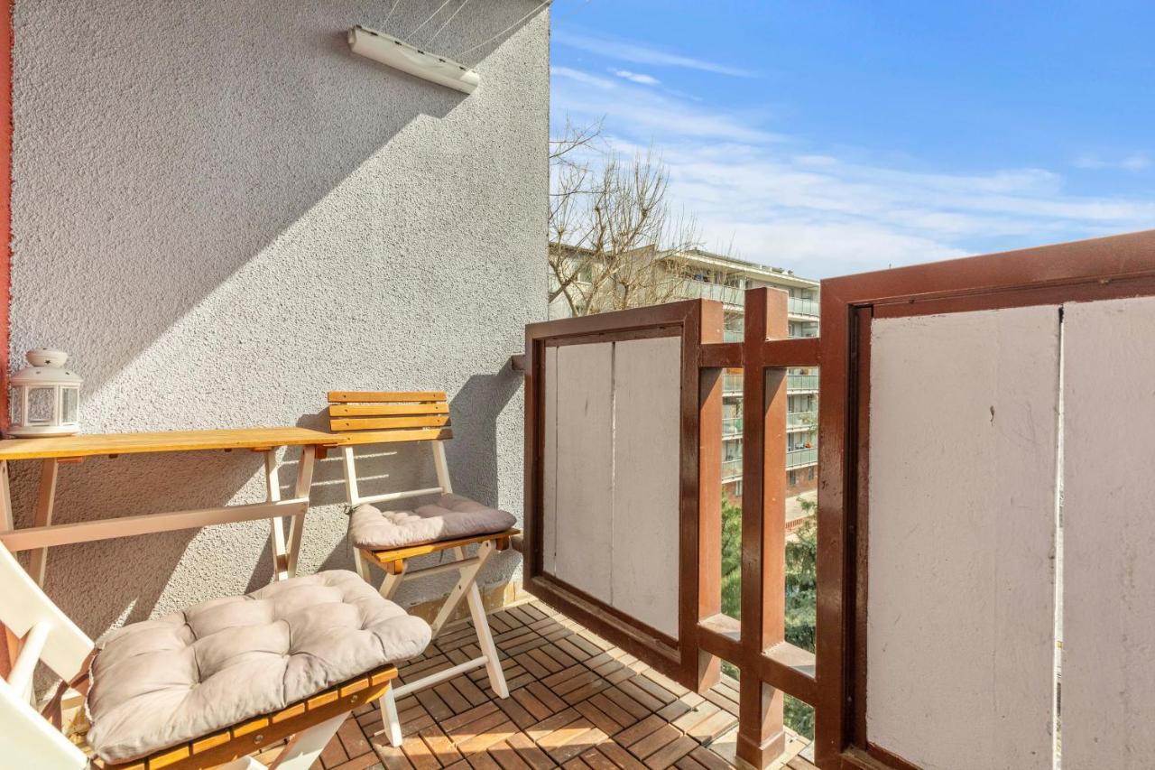 Lam Concrete - Ac - Balcony Pozsony